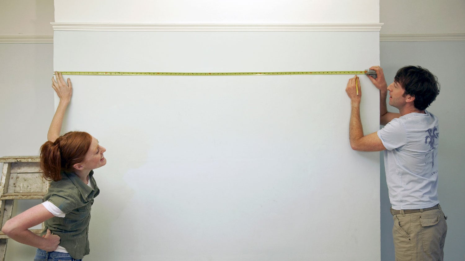 How to Measure and Order Wallpaper Murals: A Step-by-Step Guide