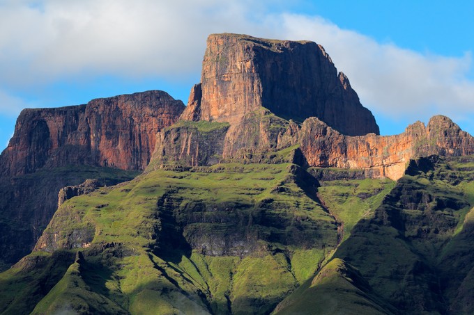 Sentinal peak in the amphiteater of the Drakensberg mountains, Royal Natal National Park, South Africa